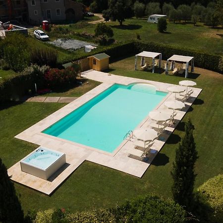 Le Colombaie Country Resort Ponsacco Eksteriør billede