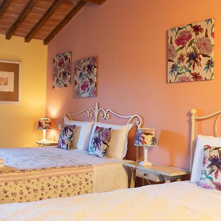 Le Colombaie Country Resort Ponsacco Eksteriør billede