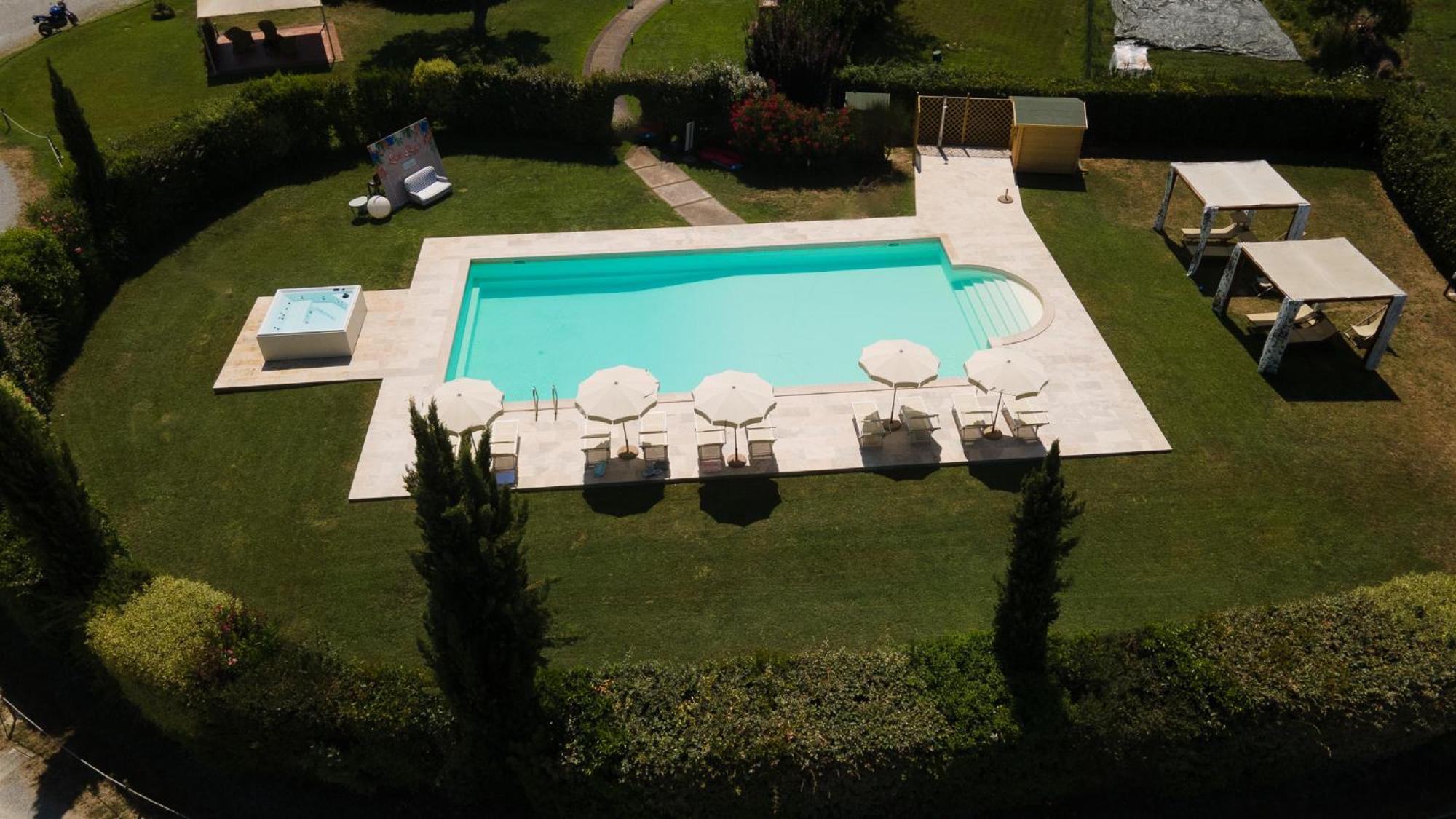 Le Colombaie Country Resort Ponsacco Eksteriør billede